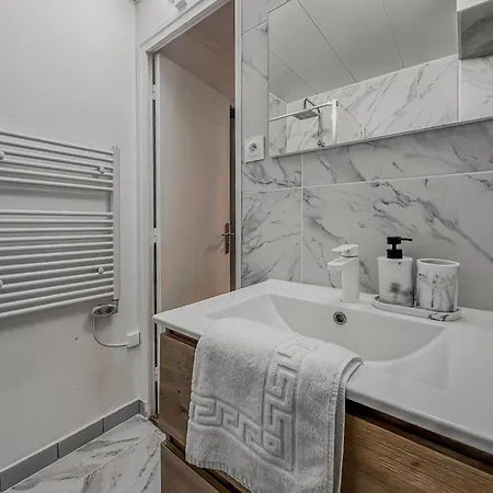 Le Michels - Gare - Cea - Stmicro Apartmán *